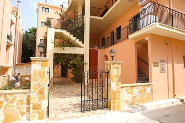Rouchotas Studios By Viktor 1Rst Floor Argostoli  Exterior photo