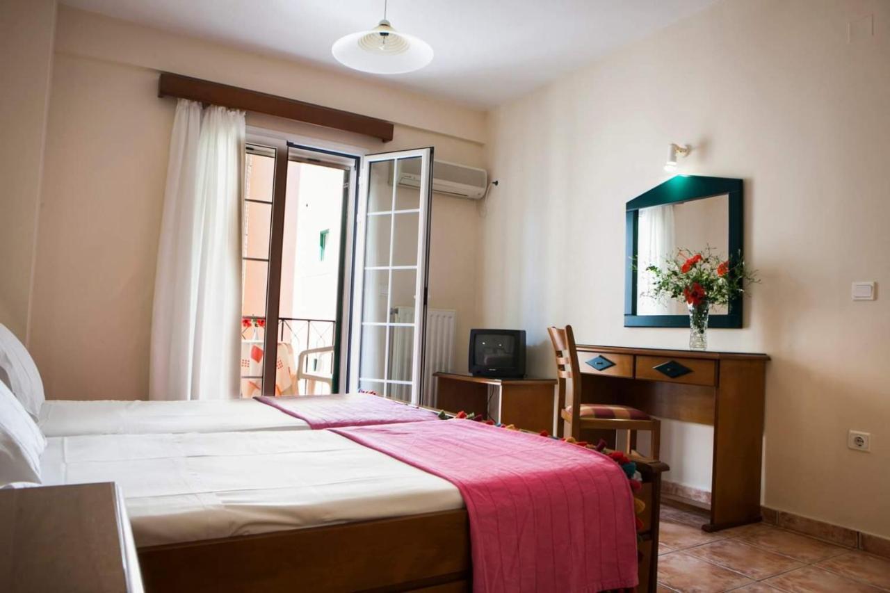 Rouchotas Studios By Viktor 1Rst Floor Argostoli  Exterior photo